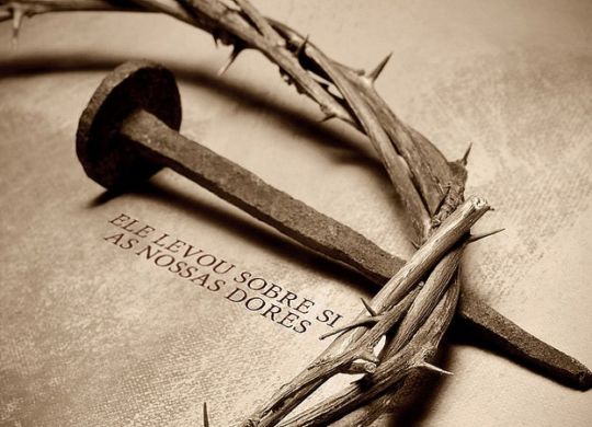 lent-sacrifice-crown-of-thorns-min-1